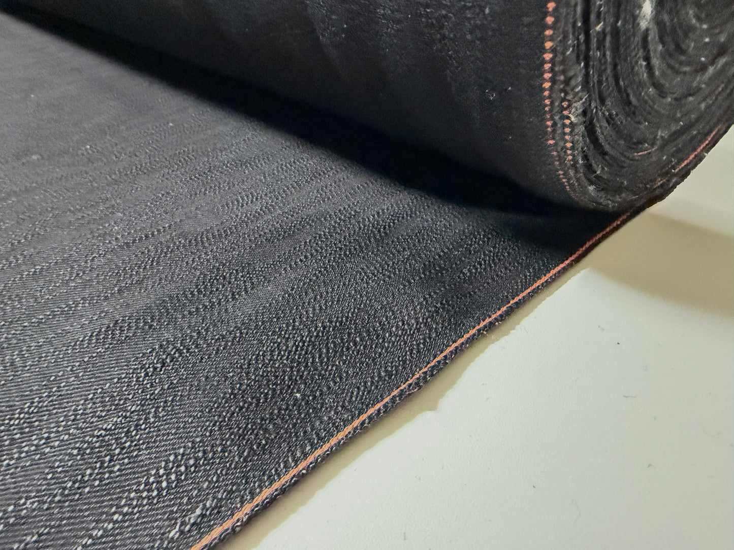 Okayama Denim | 16 oz Slub Selvage Denim Double-sided Black
