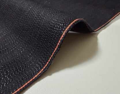 Okayama Denim | 16 oz Slub Selvage Denim Double-sided Black