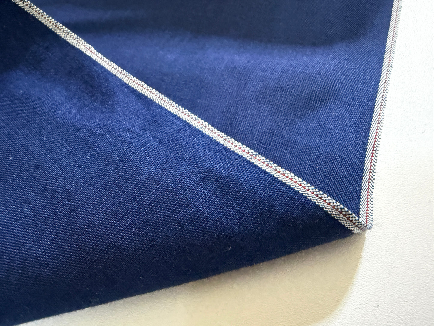 Okayama Fabric | 4.5 oz Japanese Deep indigo selvage chambray By The Yard